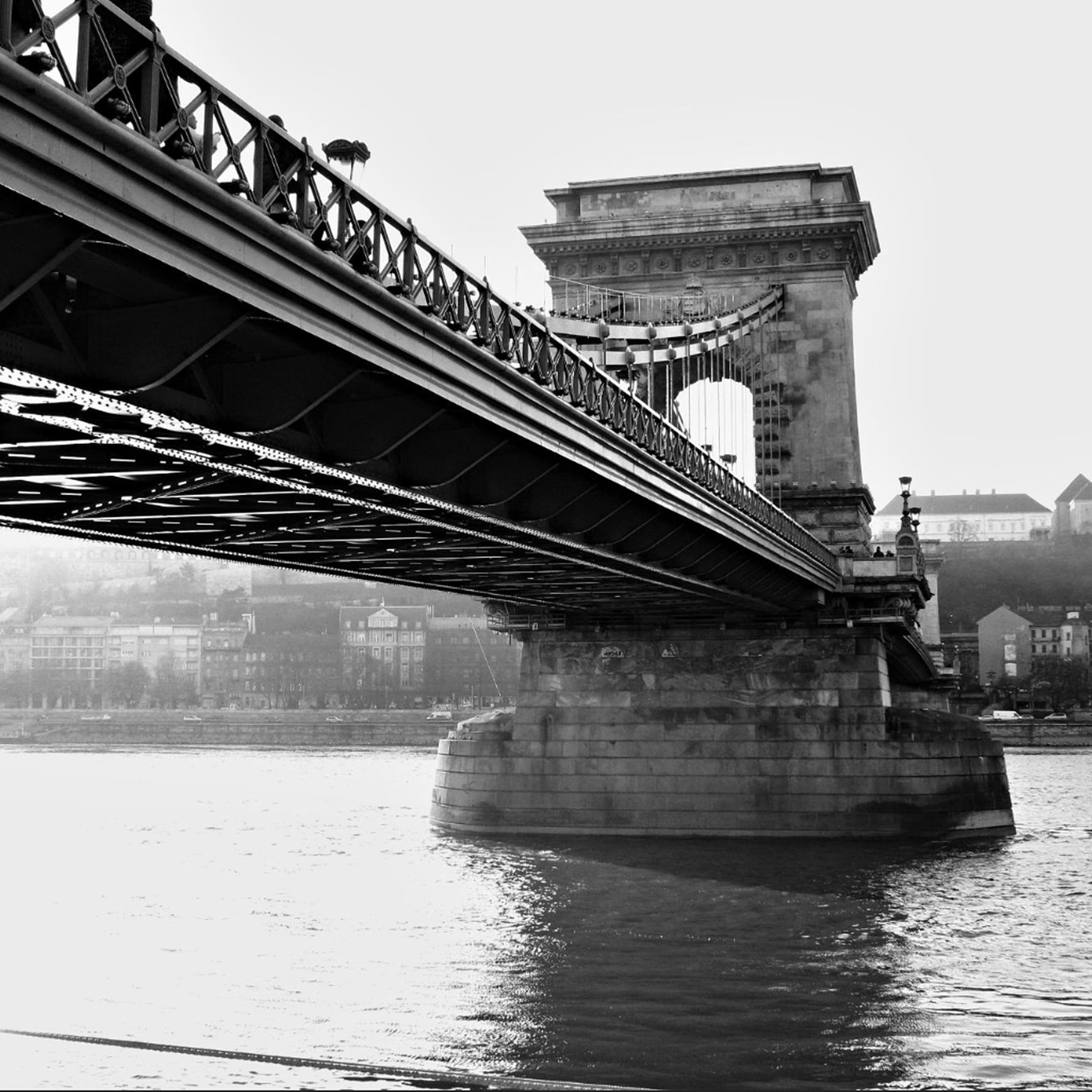 Прага + руїн бари Будапешта